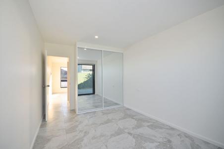 21B Pendle Way, Pendle Hill, NSW 2145, Australia