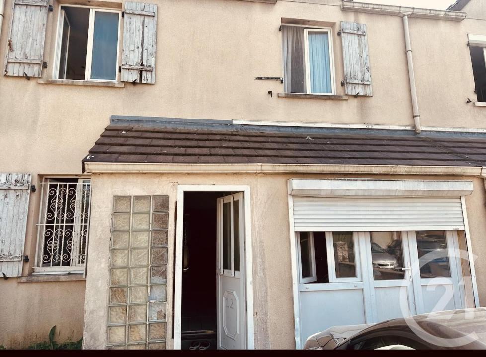 Goussainville, Île-de-France 95190, アキタン