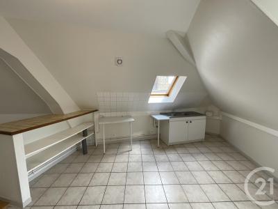 Moulins, Alvernia 03000, Francia