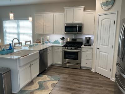 668 Rycola Circle, Surfside Beach, Karolina Południowa 29575, USA