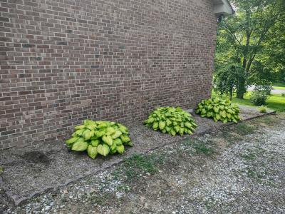 6483 Dogwood Dr., Greenbrier, Tennessee 37073, USA