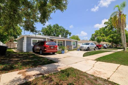 5895 16th St N, St Petersburg, Florida 33703
