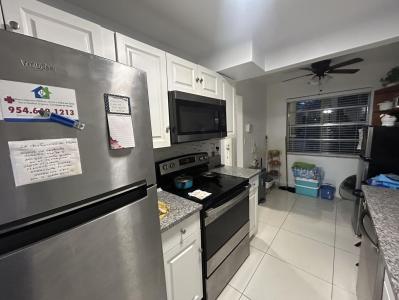 3099 NW 48th Avenue 163, Lauderdale Lakes, Florida FL 33313