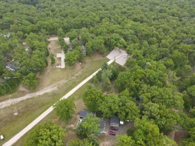00 S. Black Cherry Avenue, Baldwin, Michigan 49304, HOA KỲ