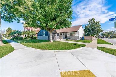 10919 Newville Avenue, Downey, California 90241, USA