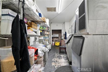 5226 Pomona Boulevard, East Los Angeles, California 90022, Stati Uniti