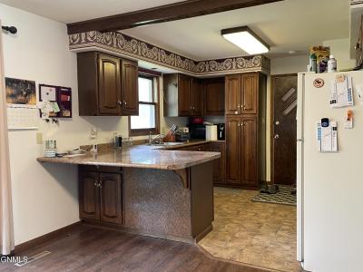 494 Joal Drive, Carrington, Dakota Do Norte 58421, Estados Unidos
