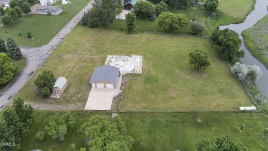 8900 Willow Road, Mandan, Северная Дакота 58554, Соединенные Штаты