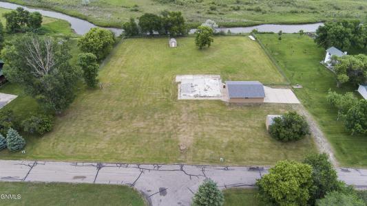 8900 Willow Road, Mandan, Северная Дакота 58554, Соединенные Штаты