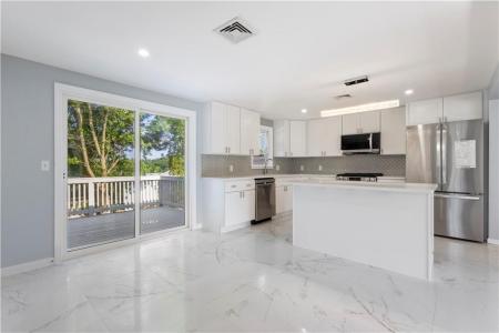 57 Wilson, Johnston, 罗得岛 02919, 美国