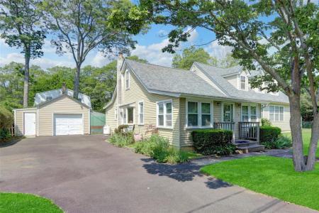 178 Magnolia Drive, Mastic Beach, Nova Iorque 11951, Estados Unidos
