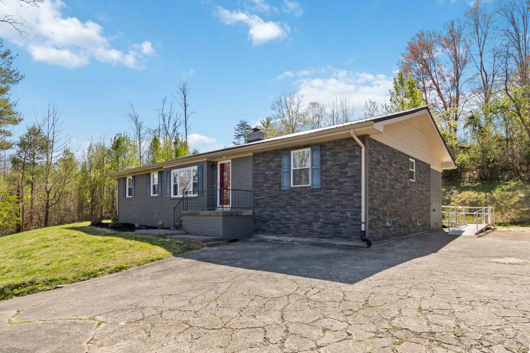 245 Upper Bar Hill Road, Williamsburg, Kentucky 40701, États-Unis
