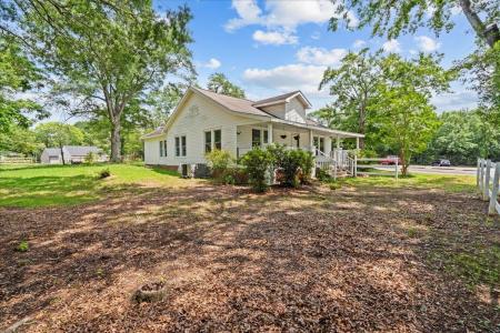 313 S Georgia Avenue, Chesnee, South Carolina 29323