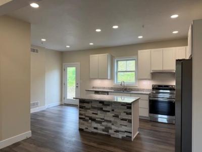 3273 Brodhead Rd , D, Aliquippa, Pennsylvania 15001