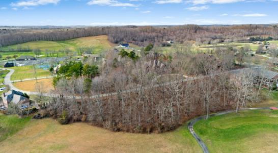 124 & 125 Beechwood Dr., London, Kentucky 40741