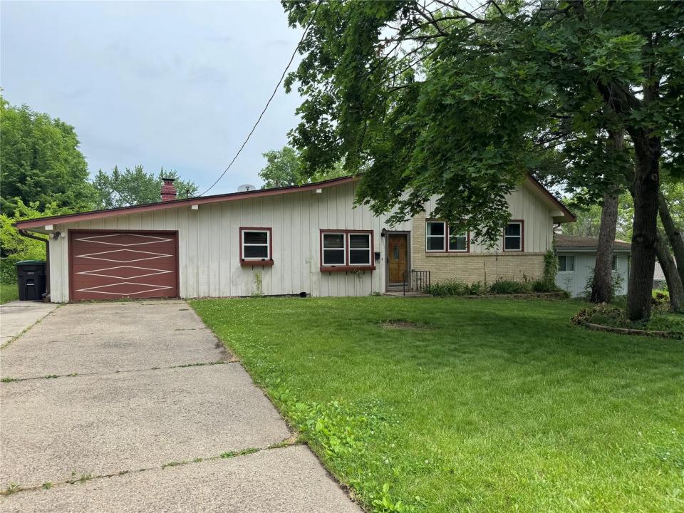 2601 Sherwood Drive, Des Moines, アイオワ 50310, アメリカ合衆国
