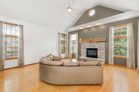 308 33rd Street, West Des Moines, Iowa 50265, Estados Unidos