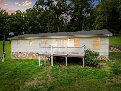 2528 Old Hurst Rd, Hiwassee, Virginia 24347, HOA KỲ