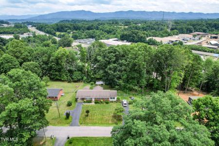 126 Poplar Hill Drive, Johnson City, テネシー 37604, アメリカ合衆国