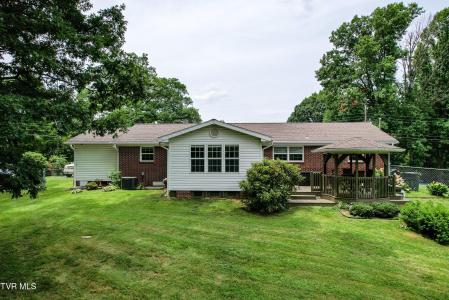 126 Poplar Hill Drive, Johnson City, テネシー 37604, アメリカ合衆国