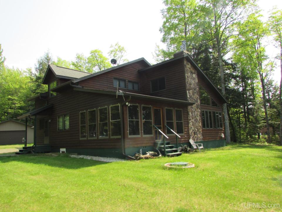 20517 Park Road, Skanee, Michigan 49962