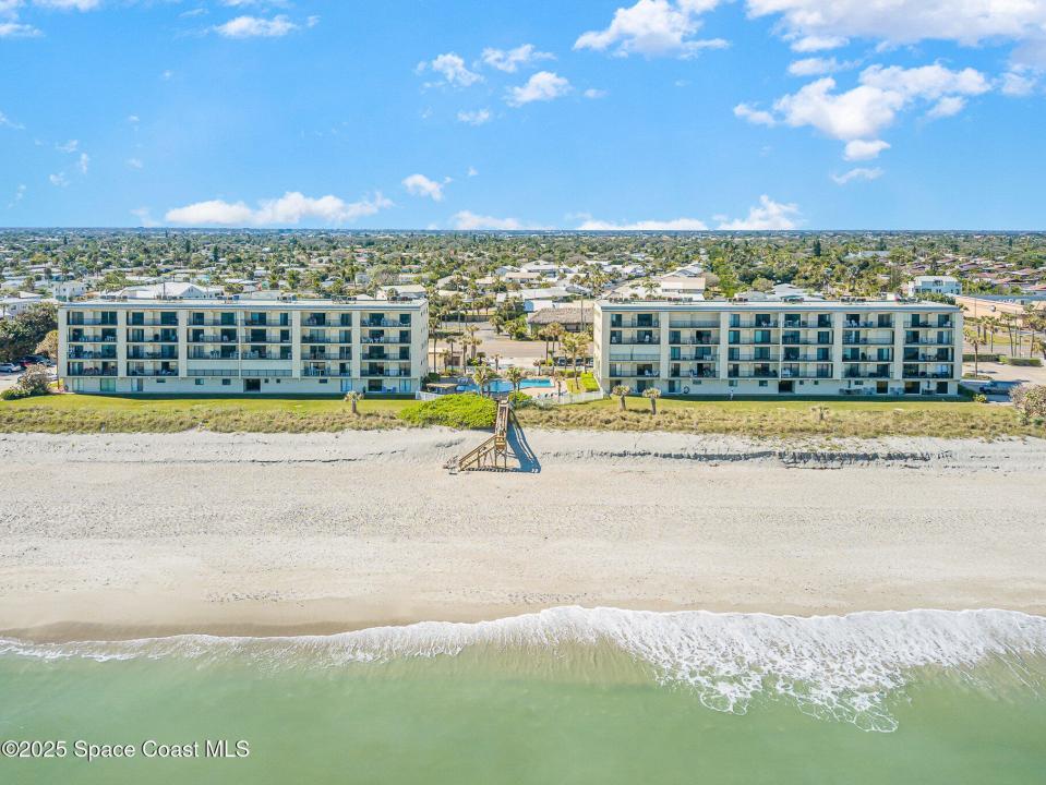 1465 Jimmy Buffett Memorial Highway, Satellite Beach, Floryda 32937, USA
