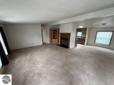 7372 Clans Street, Alma, Michigan 48801, Estados Unidos