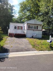 39 Antonia Drive, Jackson, NJ 08527, USA