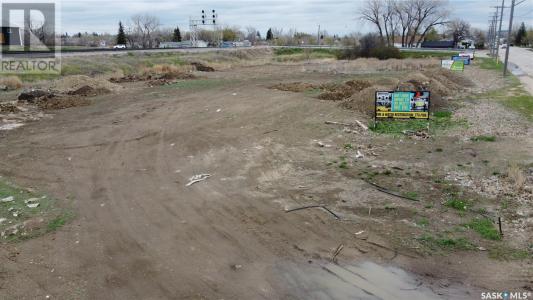 925 SOUTH RAILWAY STREET E, Swift Current, サスカチュワン州 S9H 3B4, カナダ