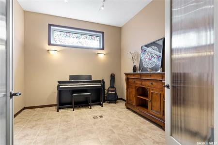 4350 SANDPIPER CRESCENT E, Regina, Saskatchewan S4V 1N3, Canadá