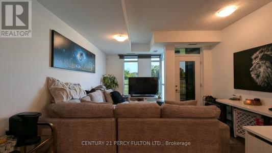 251 MANITOBA STREET, Toronto (mimico), Ontario M8Y 0C7, Canadá