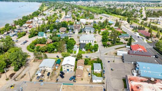 5018 49 STREET, Sylvan Lake, Alberta T4S 1C6, Canada