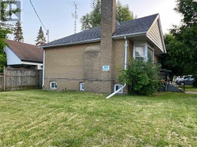 82 MEIGHEN AVENUE, Toronto (crescent Town), Ontario M4B 2H5, Canadá
