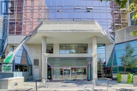 1001 BAY STREET, Toronto (bay Street Corridor), Ontario M5S 3A6, Canada