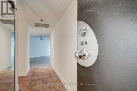 1001 BAY STREET, Toronto (bay Street Corridor), Ontario M5S 3A6, Canada