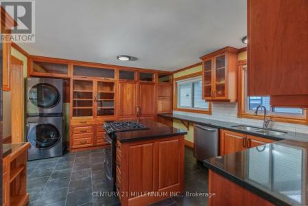 338 WALNUT STREET, Collingwood, 온타리오주 L9Y 3C8, 캐나다