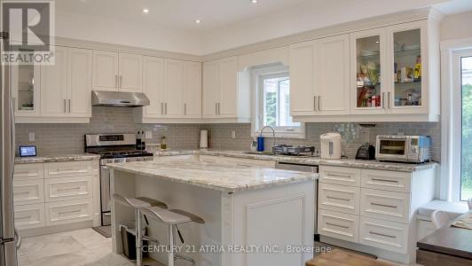 2 NORWICH DRIVE, Markham (raymerville), Ontario L3P 6R9, Canada