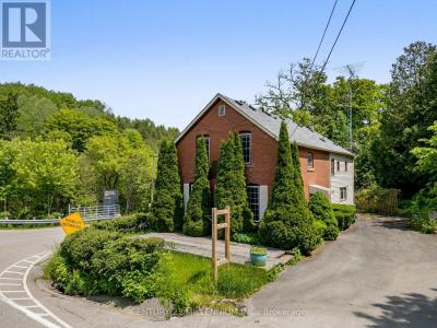 815 FORKS OF THE CREDIT ROAD, Caledon, Ontario L7K 0E7, Canada