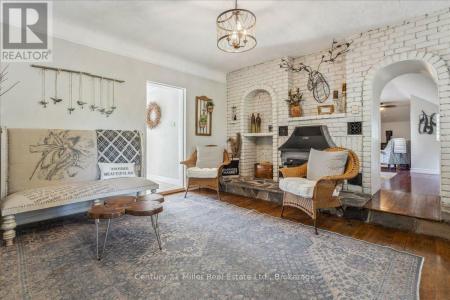585 DUNDAS STREET EAST, Hamilton (waterdown), أونتاريو L8B 0G7, كندا