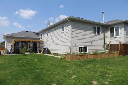 24 HIGH POINT LANE, Steinbach, 馬尼托巴 R5G 0C5, 加拿大