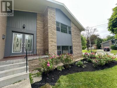 67 CHELMSFORD AVENUE, Toronto (newtonbrook West), Ontario M2R 2W5, Canada