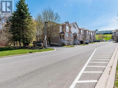18 PALOMINO TRAIL, Halton Hills (georgetown), Ontario L7G 6E9, Kanada