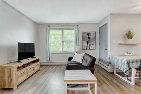 7201 POPLAR DRIVE, Grande Prairie, 阿爾伯塔 T8V 6C5, 加拿大
