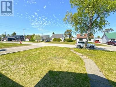 66 HUDSON DRIVE, Terrace Bay, Ontario P0T 2W0, Canadá