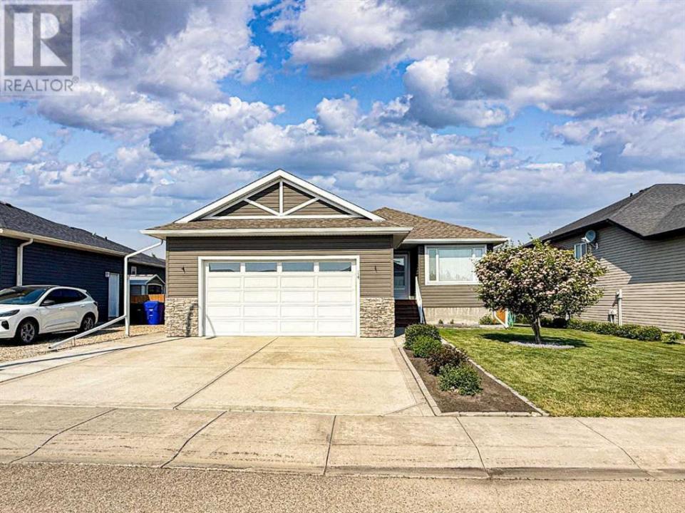 14 VERMONT CLOSE, Olds, Alberta T4H 0C3, Canada