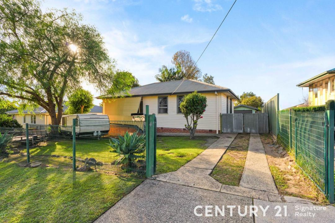 4 Shirley Street, Bomaderry, NSW 2541, Australia