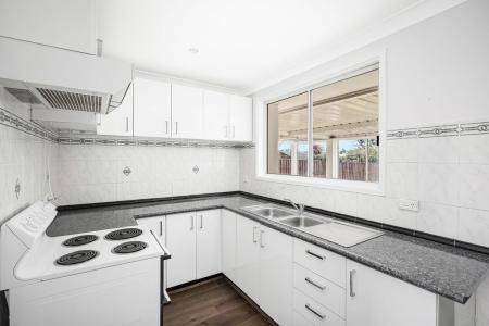 4 Tuna Place, St Clair, NSW 2759, 澳洲