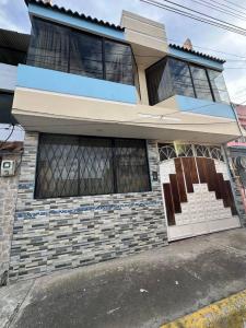 Av. 9 de Octubre y Morona 067, Riobamba, Chimborazo 00001, Ecuador