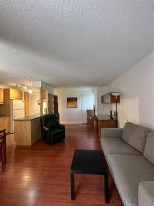 3470 Rue Simpson, Montréal (Ville-Marie), Quebec H3G 2J5, Canada