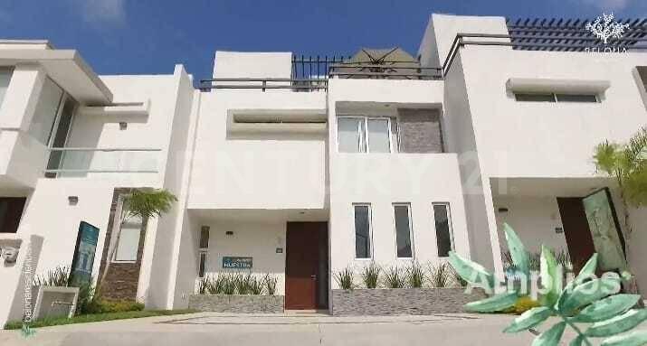 Av. Lazaro Cardenas No. 27 Int. 49,, Manzanillo, Colima 28869, México